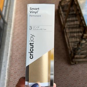 NIB! Cricut Joy Smart Vinyl Metallic Sheets - Permanent